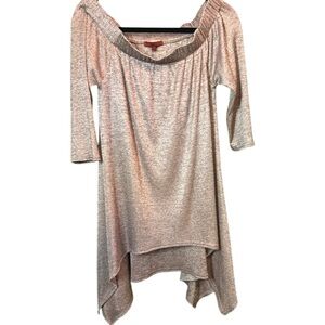 Red by BKE Rose Gold Shimmer Off Shoulder Top Large Date Night Going Out Top